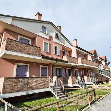 Solmare-52 By Interhome