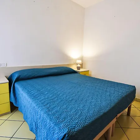 Solmare-52 By Interhome * Rosapineta